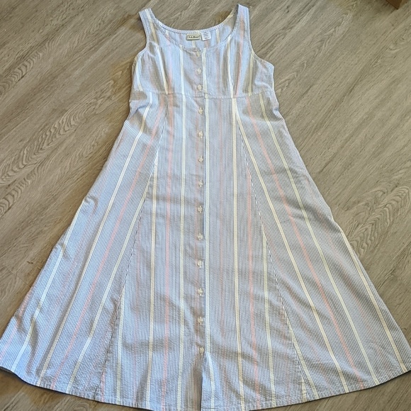 L.L. Bean Dresses & Skirts - L.L. Bean Button Down Dress
